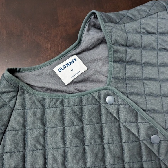 Old Navy Quilted Jacket - Picture 2 of 6